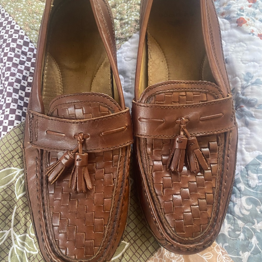 Brown Leather Dockets with Tassels